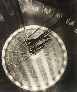 Alexander Paul: Gasbehälter im Inneren Alexander Paul: Gasbehälter im Inneren